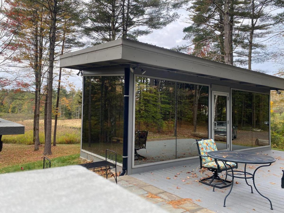 Vermont Mirror House Villa Guilford Exterior photo